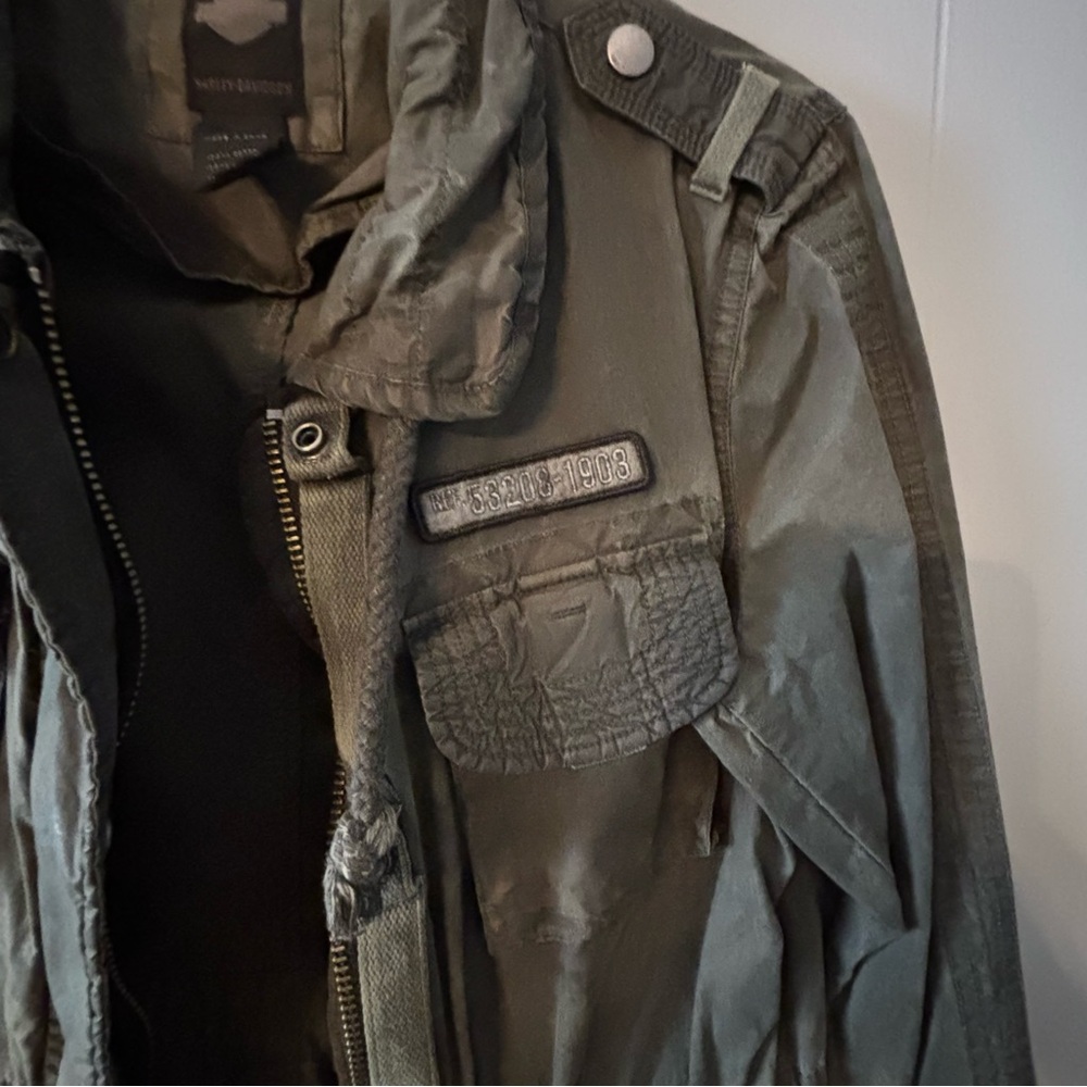 Harley Davidson Riding Jacket - Picture 3 of 16